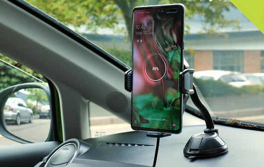 How to Choose the Perfect Car Phone Charger Holder for Your Vehicle